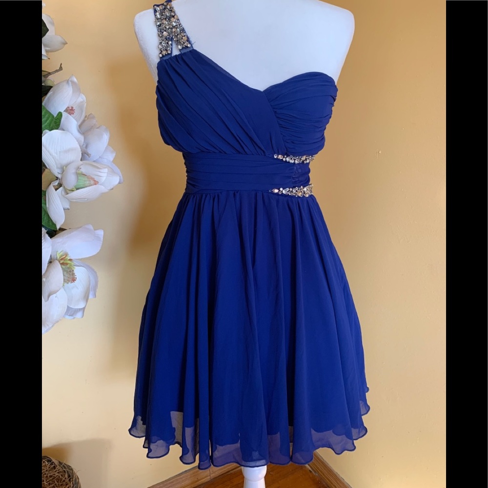 City Studio NEW Dress Party Wedding One Shoulder Sequin Mini Dress Size 1.